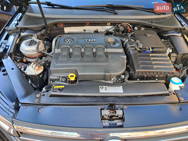 Черный Фольксваген Пассат, объемом двигателя 2 л и пробегом 215 тыс. км за 16800 $, фото 45 на Automoto.ua