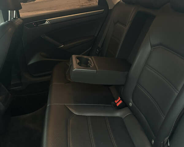 Черный Фольксваген Пассат, объемом двигателя 1.8 л и пробегом 176 тыс. км за 14500 $, фото 10 на Automoto.ua