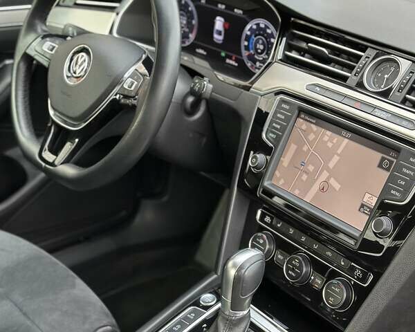 Чорний Фольксваген Пассат, об'ємом двигуна 1.97 л та пробігом 221 тис. км за 18400 $, фото 70 на Automoto.ua