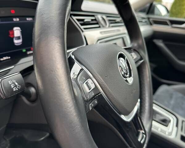 Чорний Фольксваген Пассат, об'ємом двигуна 1.97 л та пробігом 221 тис. км за 18400 $, фото 102 на Automoto.ua