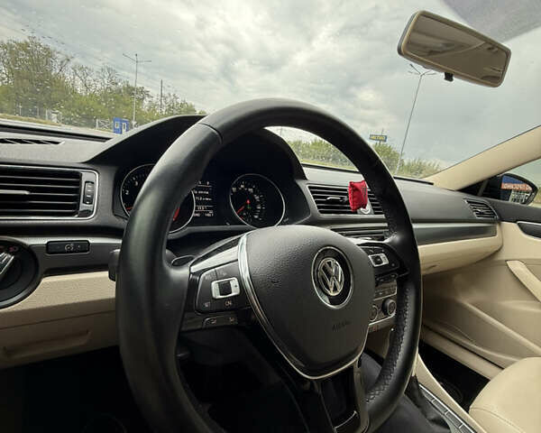 Чорний Фольксваген Пассат, об'ємом двигуна 1.8 л та пробігом 96 тис. км за 15500 $, фото 33 на Automoto.ua