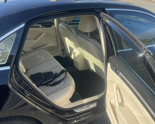 Черный Фольксваген Пассат, объемом двигателя 1.8 л и пробегом 100 тыс. км за 13999 $, фото 6 на Automoto.ua