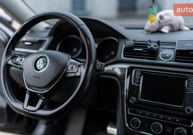 Чорний Фольксваген Пассат, об'ємом двигуна 1.8 л та пробігом 191 тис. км за 13800 $, фото 25 на Automoto.ua