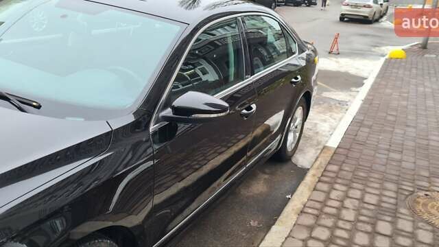 Чорний Фольксваген Пассат, об'ємом двигуна 1.8 л та пробігом 189 тис. км за 12200 $, фото 6 на Automoto.ua