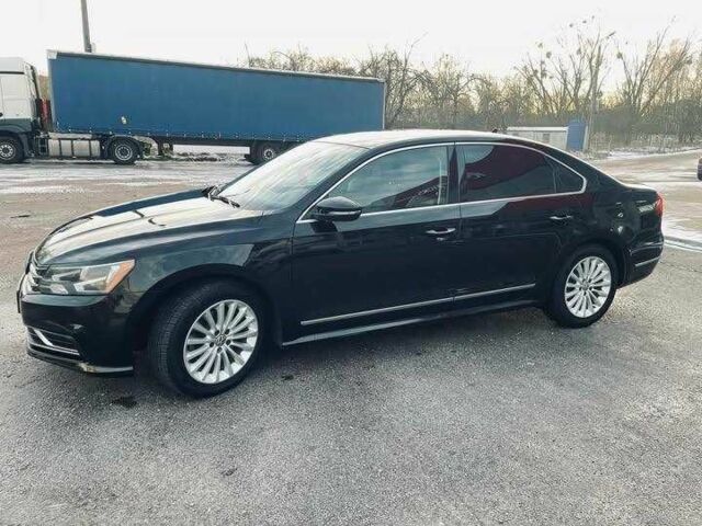 Черный Фольксваген Пассат, объемом двигателя 1.8 л и пробегом 250 тыс. км за 9000 $, фото 1 на Automoto.ua