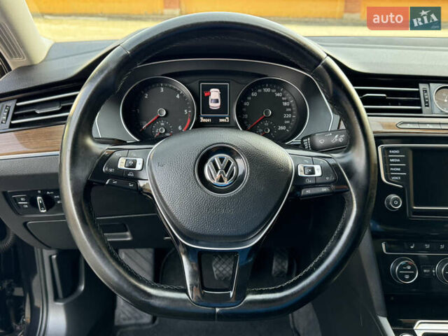 Фольксваген Пассат 2016 в Львове на Automoto.ua Черный Фольксваген Пассат, объемом двигателя 1.97 л и пробегом 290 тыс. км за 16100 $, фото 22 на Automoto.ua