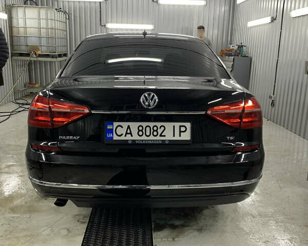 Черный Фольксваген Пассат, объемом двигателя 1.8 л и пробегом 195 тыс. км за 11000 $, фото 5 на Automoto.ua