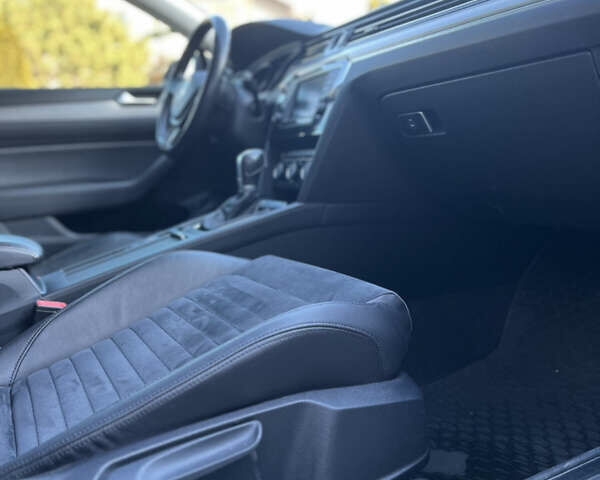 Черный Фольксваген Пассат, объемом двигателя 1.97 л и пробегом 279 тыс. км за 16599 $, фото 23 на Automoto.ua