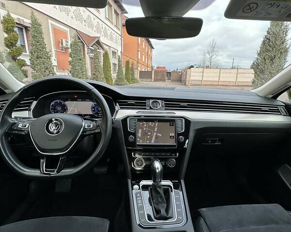 Чорний Фольксваген Пассат, об'ємом двигуна 1.97 л та пробігом 221 тис. км за 18400 $, фото 59 на Automoto.ua