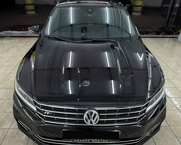 Черный Фольксваген Пассат, объемом двигателя 1.8 л и пробегом 149 тыс. км за 14500 $, фото 4 на Automoto.ua