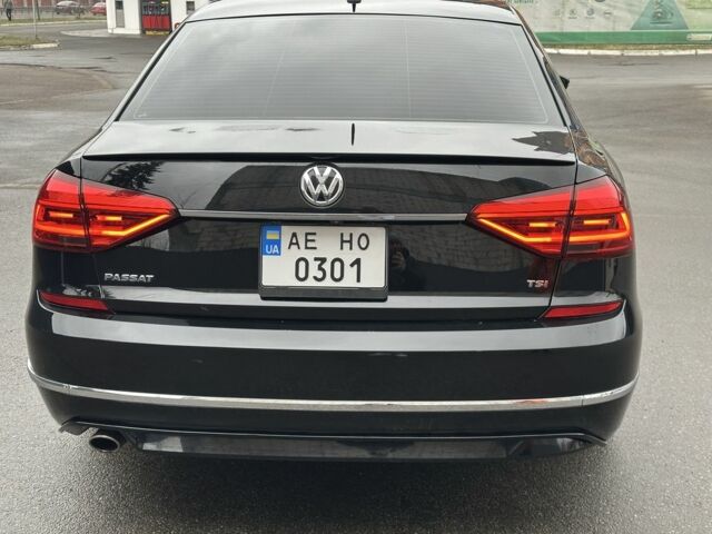 Черный Фольксваген Пассат, объемом двигателя 1.8 л и пробегом 190 тыс. км за 13800 $, фото 23 на Automoto.ua