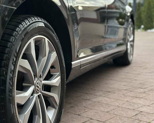 Чорний Фольксваген Пассат, об'ємом двигуна 1.97 л та пробігом 221 тис. км за 18400 $, фото 44 на Automoto.ua