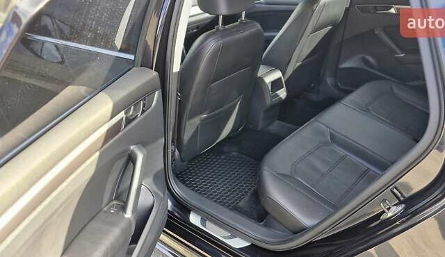 Чорний Фольксваген Пассат, об'ємом двигуна 1.8 л та пробігом 121 тис. км за 15500 $, фото 13 на Automoto.ua