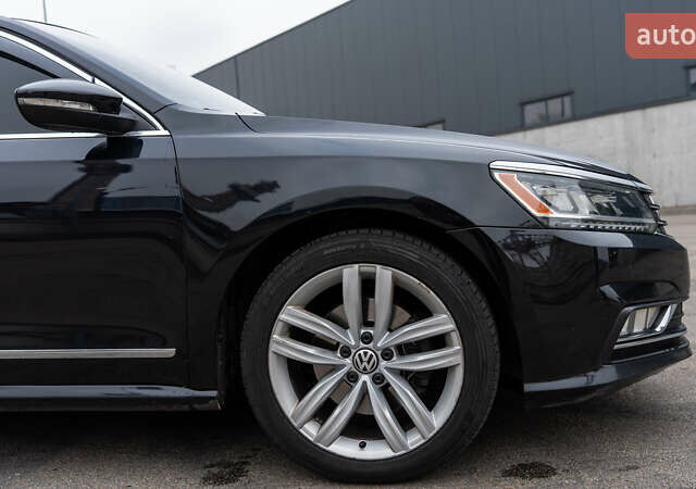 Чорний Фольксваген Пассат, об'ємом двигуна 1.8 л та пробігом 191 тис. км за 13800 $, фото 14 на Automoto.ua