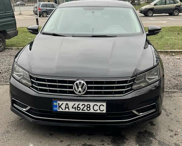 Черный Фольксваген Пассат, объемом двигателя 1.8 л и пробегом 198 тыс. км за 12900 $, фото 9 на Automoto.ua