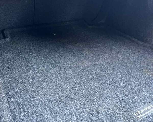 Черный Фольксваген Пассат, объемом двигателя 1.8 л и пробегом 151 тыс. км за 13000 $, фото 8 на Automoto.ua