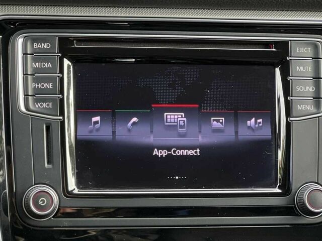 Черный Фольксваген Пассат, объемом двигателя 1.8 л и пробегом 144 тыс. км за 291 $, фото 14 на Automoto.ua