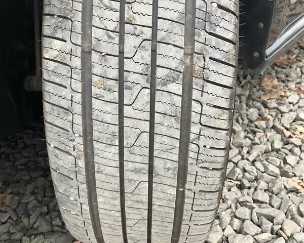 Чорний Фольксваген Пассат, об'ємом двигуна 1.8 л та пробігом 200 тис. км за 13700 $, фото 8 на Automoto.ua