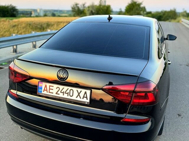 Черный Фольксваген Пассат, объемом двигателя 1.8 л и пробегом 186 тыс. км за 12000 $, фото 1 на Automoto.ua