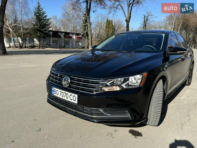 Черный Фольксваген Пассат, объемом двигателя 1.8 л и пробегом 125 тыс. км за 13200 $, фото 1 на Automoto.ua