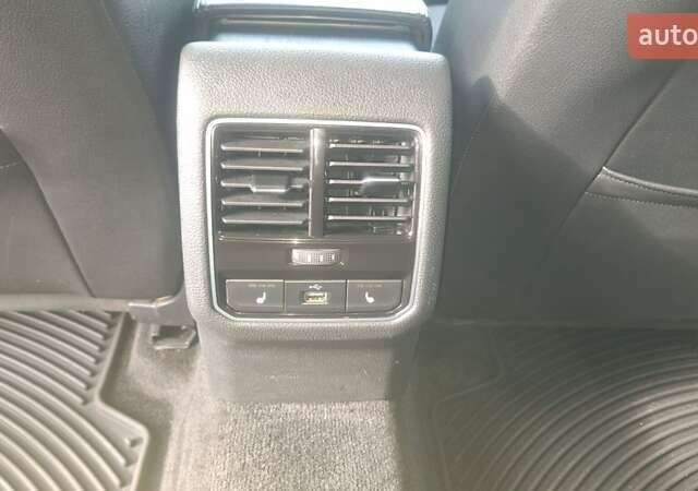 Фольксваген Пассат 2016 в Ковель на Automoto.ua Черный Фольксваген Пассат, объемом двигателя 1.8 л и пробегом 248 тыс. км за 13555 $, фото 40 на Automoto.ua