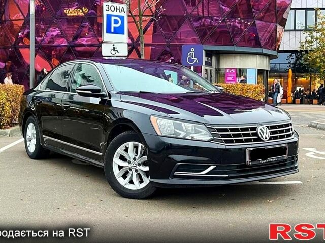 Черный Фольксваген Пассат, объемом двигателя 1.8 л и пробегом 227 тыс. км за 11500 $, фото 1 на Automoto.ua