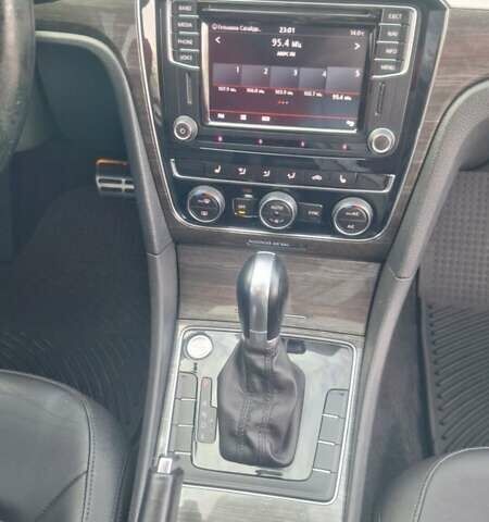 Фольксваген Пассат 2016 в Ковель на Automoto.ua Черный Фольксваген Пассат, объемом двигателя 1.8 л и пробегом 248 тыс. км за 13555 $, фото 18 на Automoto.ua