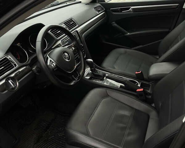 Чорний Фольксваген Пассат, об'ємом двигуна 1.8 л та пробігом 205 тис. км за 13100 $, фото 9 на Automoto.ua