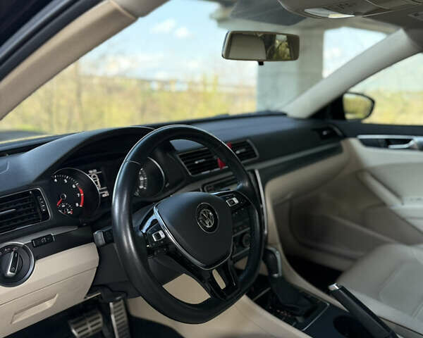 Чорний Фольксваген Пассат, об'ємом двигуна 1.8 л та пробігом 96 тис. км за 15500 $, фото 41 на Automoto.ua