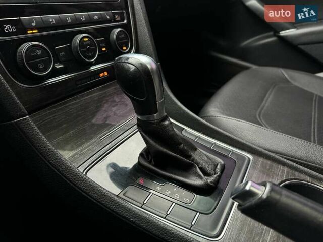 Фольксваген Пассат 2016 в Киеве на Automoto.ua Черный Фольксваген Пассат, объемом двигателя 1.8 л и пробегом 274 тыс. км за 13490 $, фото 25 на Automoto.ua