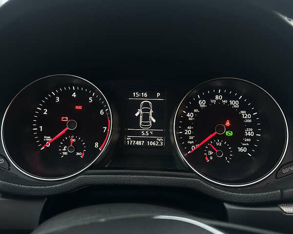 Черный Фольксваген Пассат, объемом двигателя 1.8 л и пробегом 176 тыс. км за 14500 $, фото 5 на Automoto.ua