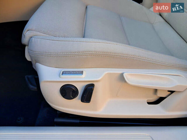 Чорний Фольксваген Пассат, об'ємом двигуна 2 л та пробігом 215 тис. км за 17300 $, фото 38 на Automoto.ua