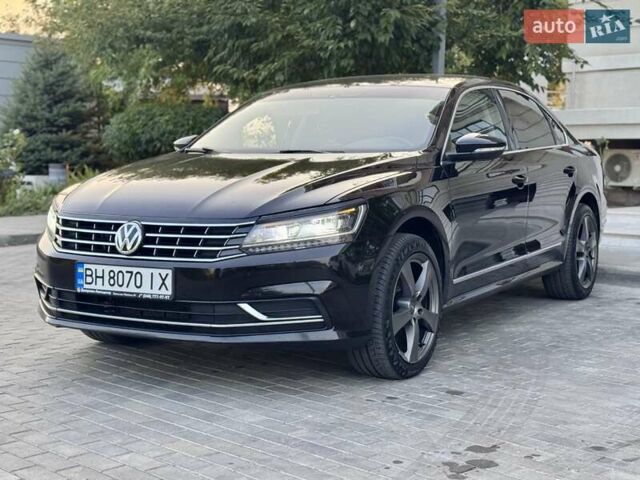 Черный Фольксваген Пассат, объемом двигателя 1.8 л и пробегом 216 тыс. км за 11999 $, фото 8 на Automoto.ua