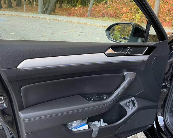 Черный Фольксваген Пассат, объемом двигателя 1.4 л и пробегом 203 тыс. км за 19000 $, фото 30 на Automoto.ua