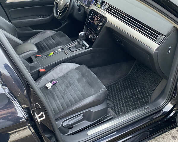 Черный Фольксваген Пассат, объемом двигателя 2 л и пробегом 278 тыс. км за 20000 $, фото 16 на Automoto.ua