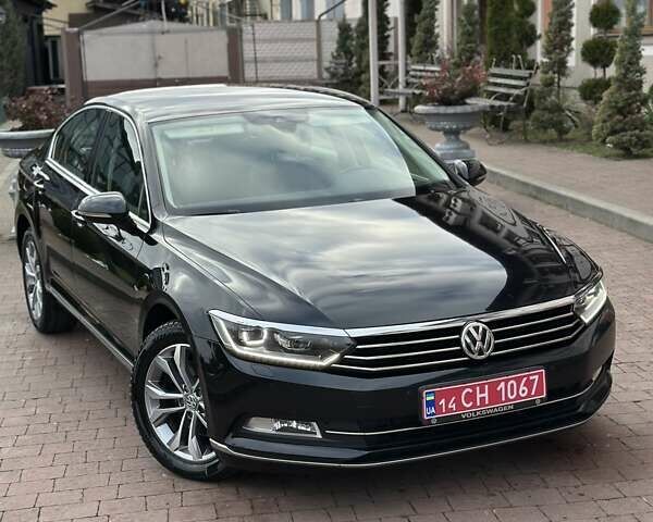 Черный Фольксваген Пассат, объемом двигателя 1.97 л и пробегом 221 тыс. км за 17950 $, фото 4 на Automoto.ua