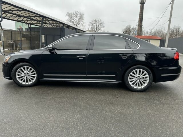 Черный Фольксваген Пассат, объемом двигателя 1.8 л и пробегом 190 тыс. км за 13800 $, фото 22 на Automoto.ua