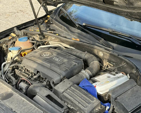 Черный Фольксваген Пассат, объемом двигателя 1.8 л и пробегом 173 тыс. км за 15300 $, фото 13 на Automoto.ua