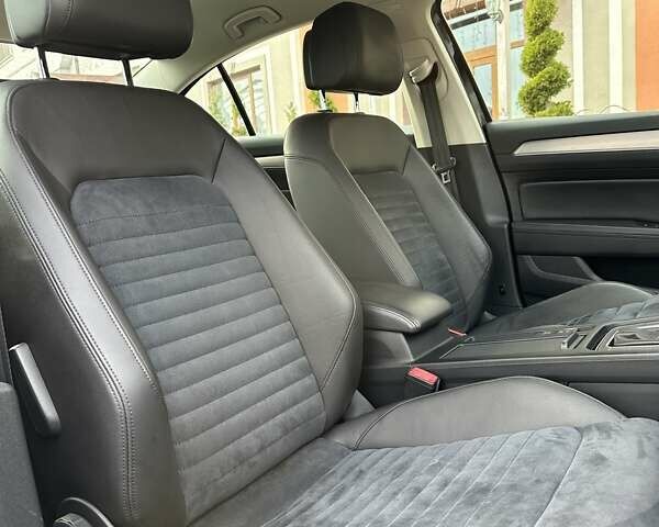 Чорний Фольксваген Пассат, об'ємом двигуна 1.97 л та пробігом 221 тис. км за 18400 $, фото 127 на Automoto.ua