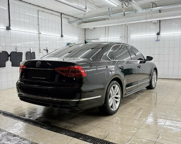 Черный Фольксваген Пассат, объемом двигателя 1.8 л и пробегом 149 тыс. км за 14500 $, фото 8 на Automoto.ua