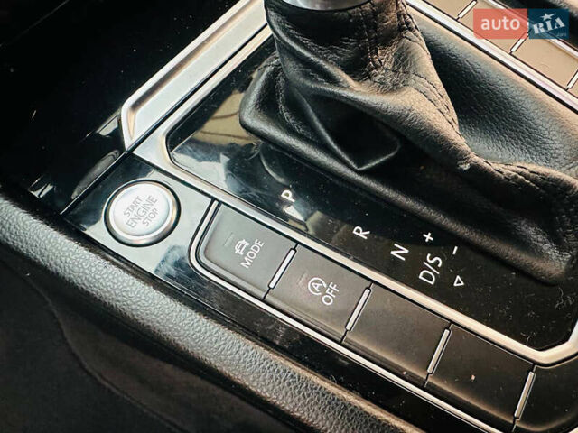 Черный Фольксваген Пассат, объемом двигателя 2 л и пробегом 251 тыс. км за 16100 $, фото 49 на Automoto.ua