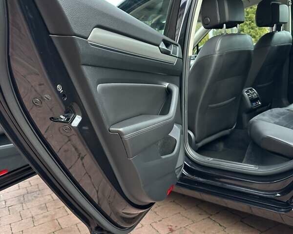 Чорний Фольксваген Пассат, об'ємом двигуна 1.97 л та пробігом 221 тис. км за 18400 $, фото 106 на Automoto.ua