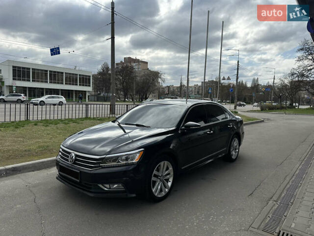Черный Фольксваген Пассат, объемом двигателя 1.8 л и пробегом 166 тыс. км за 14000 $, фото 1 на Automoto.ua