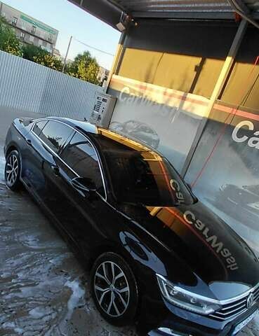 Чорний Фольксваген Пассат, об'ємом двигуна 2 л та пробігом 265 тис. км за 17000 $, фото 6 на Automoto.ua