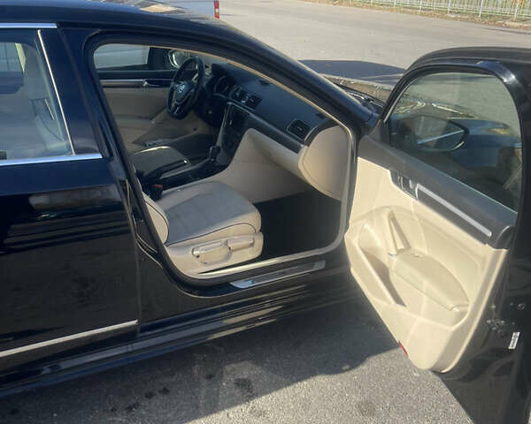 Черный Фольксваген Пассат, объемом двигателя 1.8 л и пробегом 100 тыс. км за 13999 $, фото 9 на Automoto.ua