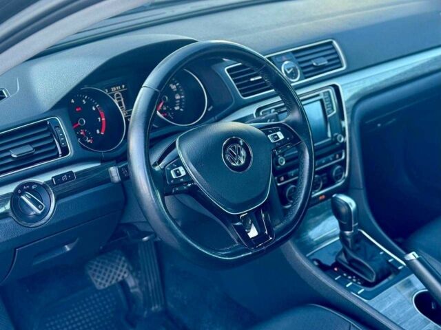 Чорний Фольксваген Пассат, об'ємом двигуна 1.8 л та пробігом 203 тис. км за 13900 $, фото 10 на Automoto.ua