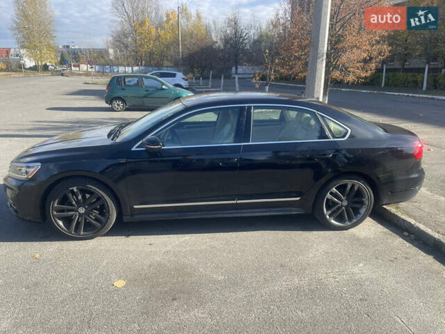 Черный Фольксваген Пассат, объемом двигателя 1.8 л и пробегом 100 тыс. км за 13999 $, фото 2 на Automoto.ua