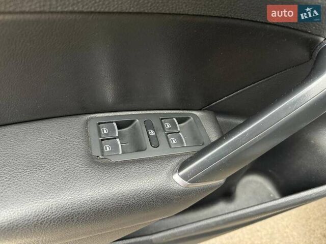 Фольксваген Пассат 2016 в Киеве на Automoto.ua Черный Фольксваген Пассат, объемом двигателя 1.8 л и пробегом 274 тыс. км за 13490 $, фото 16 на Automoto.ua