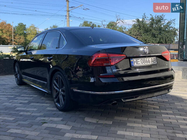 Черный Фольксваген Пассат, объемом двигателя 1.8 л и пробегом 210 тыс. км за 11800 $, фото 6 на Automoto.ua
