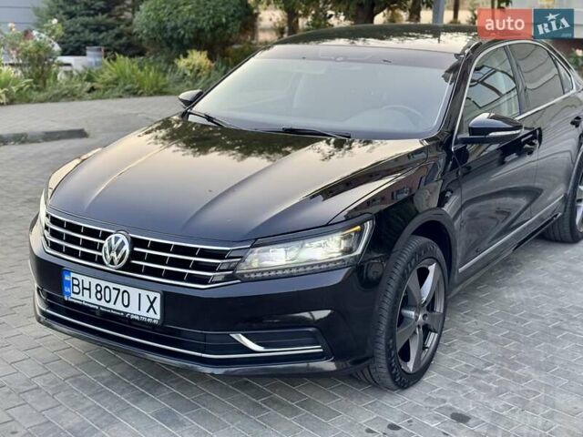 Черный Фольксваген Пассат, объемом двигателя 1.8 л и пробегом 216 тыс. км за 11999 $, фото 42 на Automoto.ua